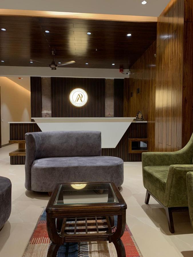 Hotel Alpine Plaza Shāhpur Εξωτερικό φωτογραφία